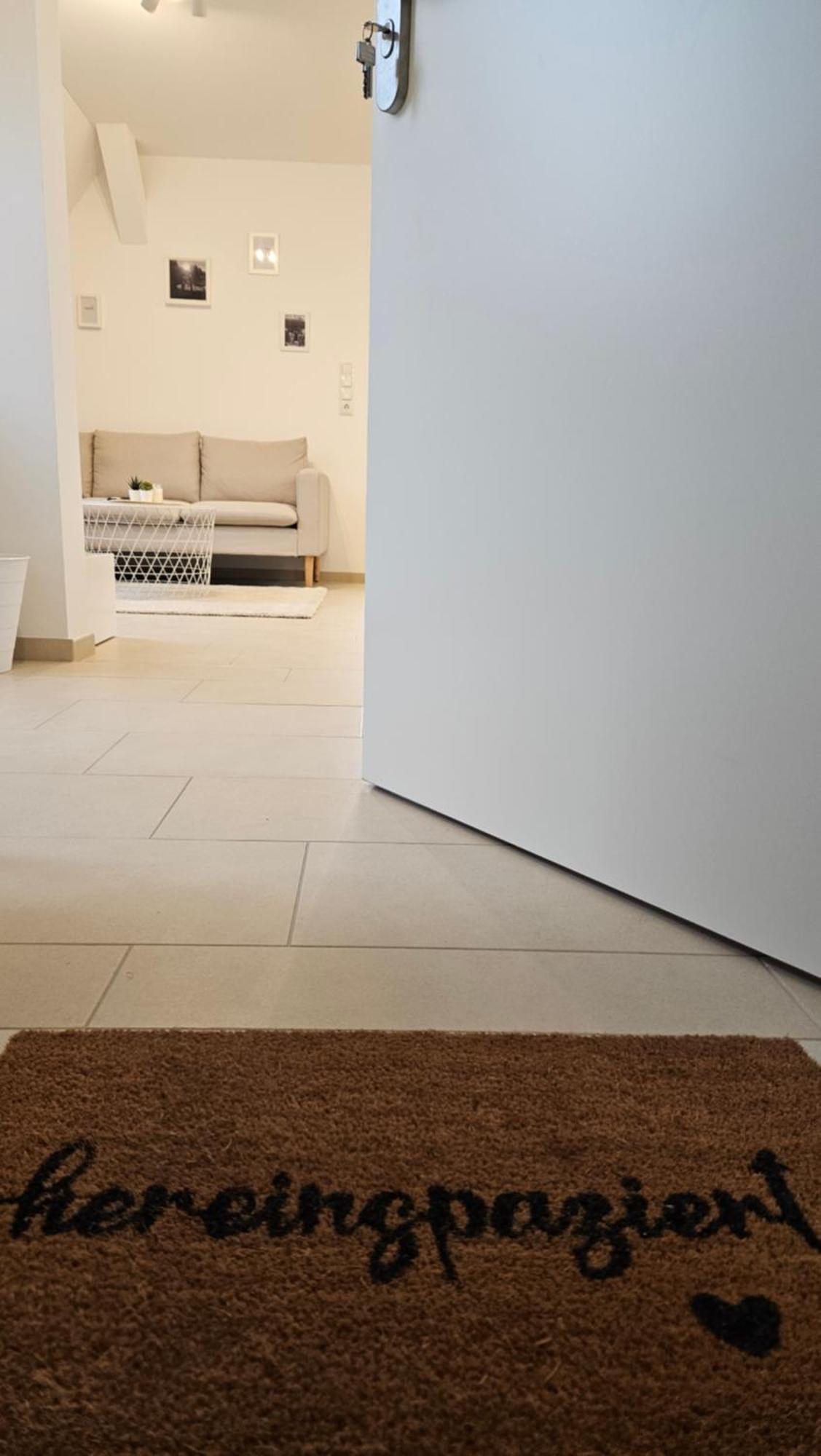Ferienwohnung As 5 One & Two Bamberg - Modern In Ruhiger Lager Mit Balkon 할슈타트 외부 사진